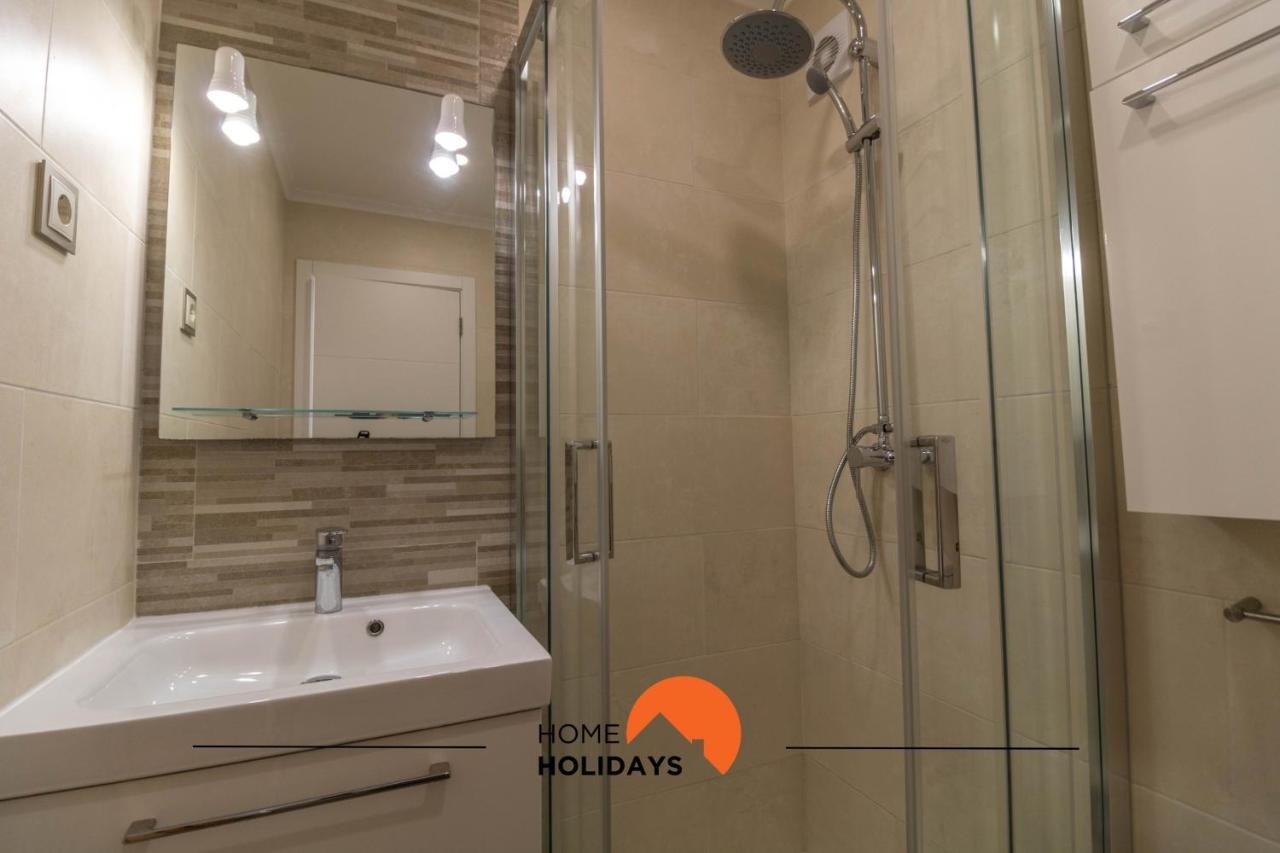 #043 Hassan Flat By Holidays Appartement Albufeira